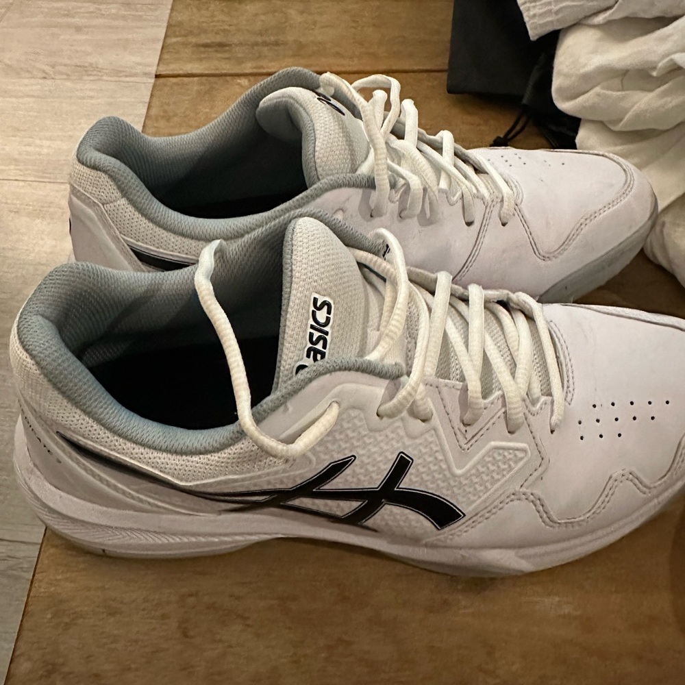 Asics  Gel-Dedicate 7 Mens Size 10. Tennis Shoe Sneaker White. Pre-owned.